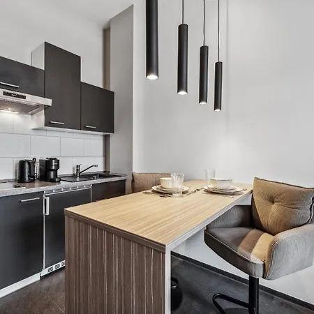 Erba Retreat! Barrierefreies, Modernes 1-zimmer-appartement In Optimaler Lage! Apartman *